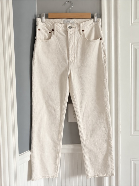 Abercrombie & Fitch Denim - Abercrombie & Fitch High-Rise White Women's Jeans